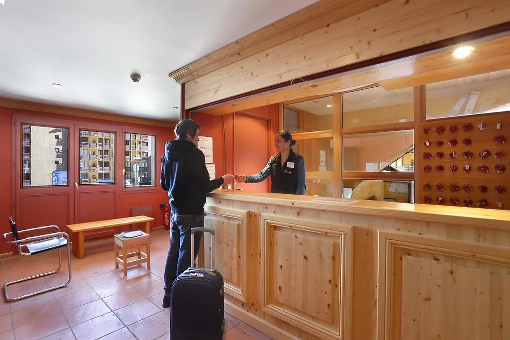 Aparthotel Vacancéole - Résidence Vega Risoul