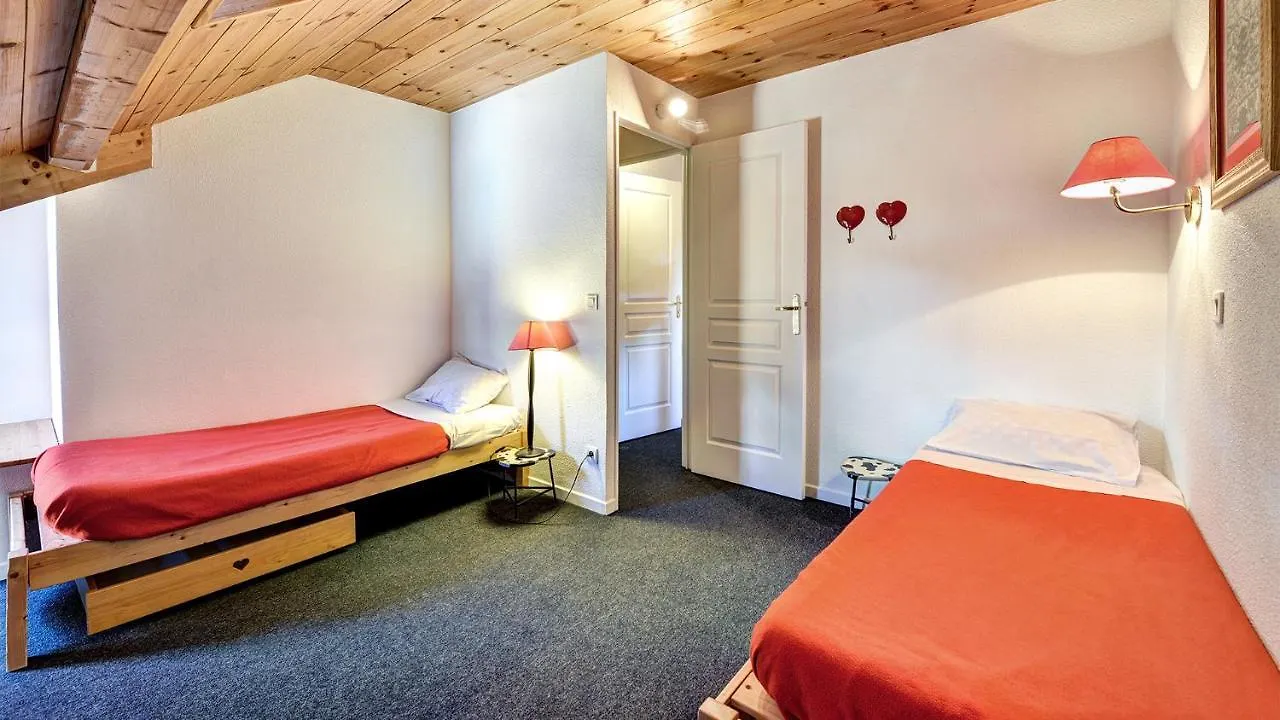 Vacancéole - Résidence Vega Risoul Aparthotel