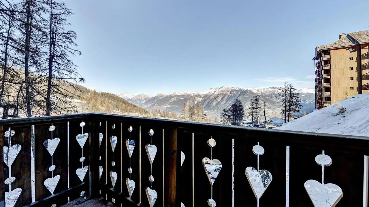 Vacancéole - Résidence Vega Risoul Aparthotel